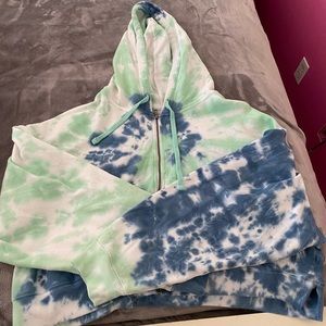 tie-dye aero cropped zip up